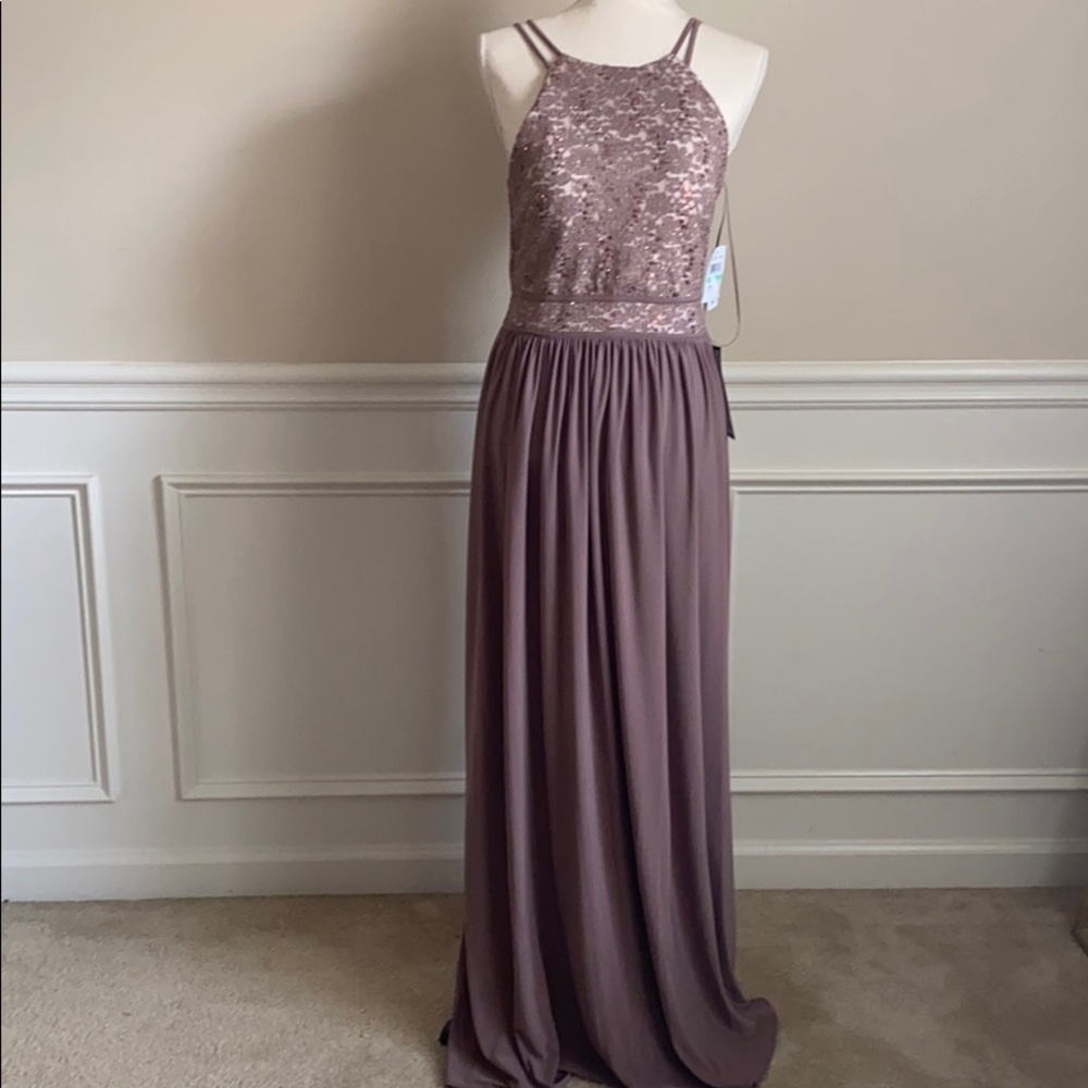 NEW LACE TOP EMBROIDERED GOWN